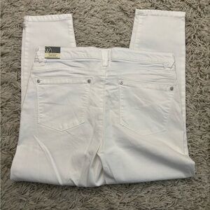 NWT - Wit & Wisdom Women's Straight Leg White Jeans Size 12P